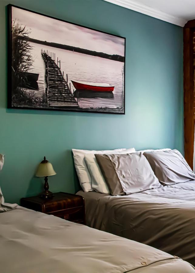 auberge les deux tours Chicoutimi Extérieur photo