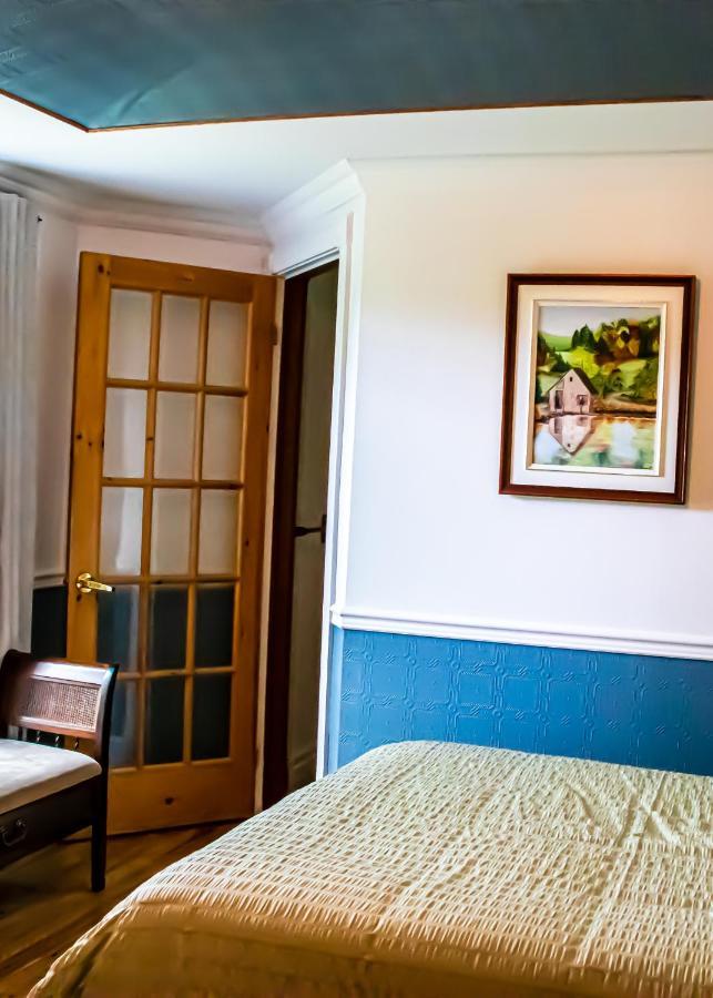 auberge les deux tours Chicoutimi Extérieur photo